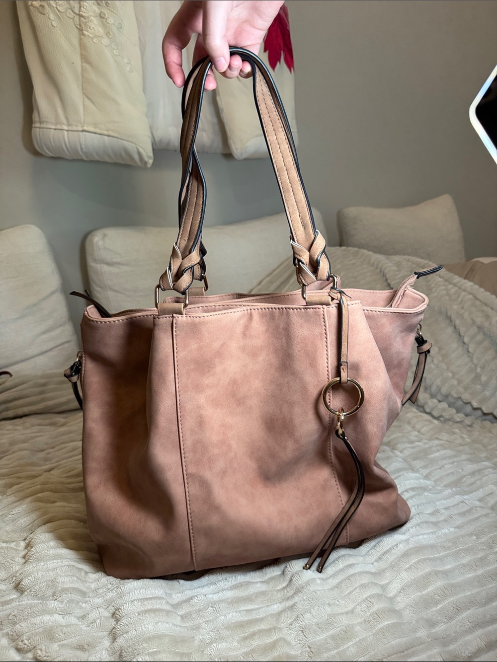 Women’s Classic Tote Handbag in Dusty Tan